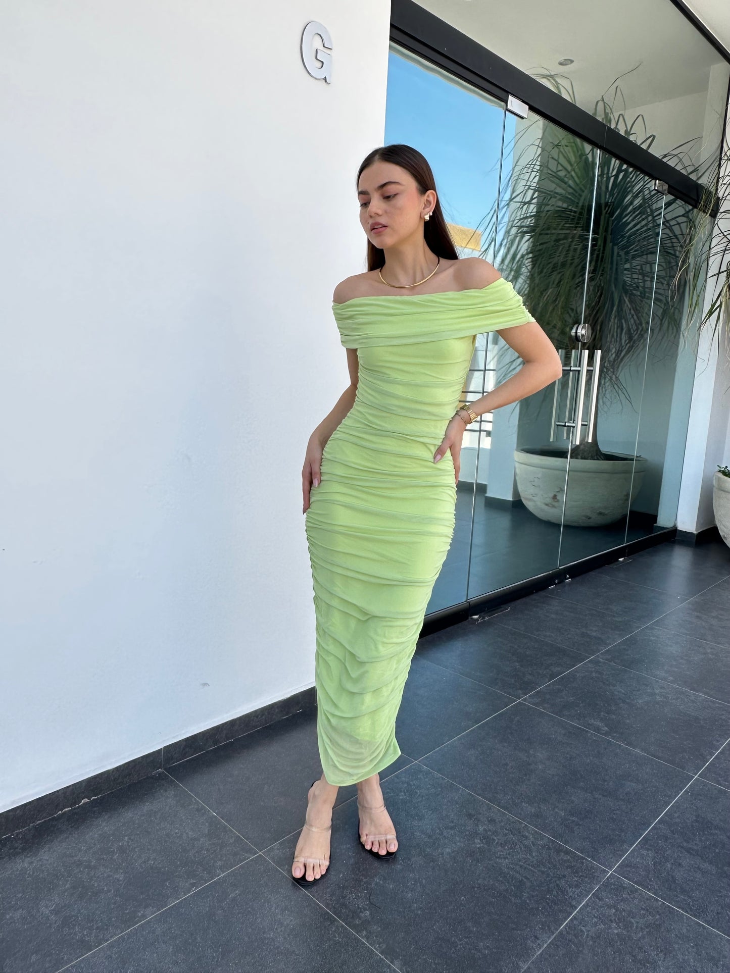 VESTIDO PLIZADO VERDE